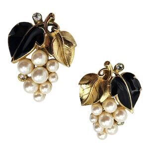 Kunio Matsumoto Crown Trifari Grape Earrings Black Enamel Faux Pearl 1970s Clip